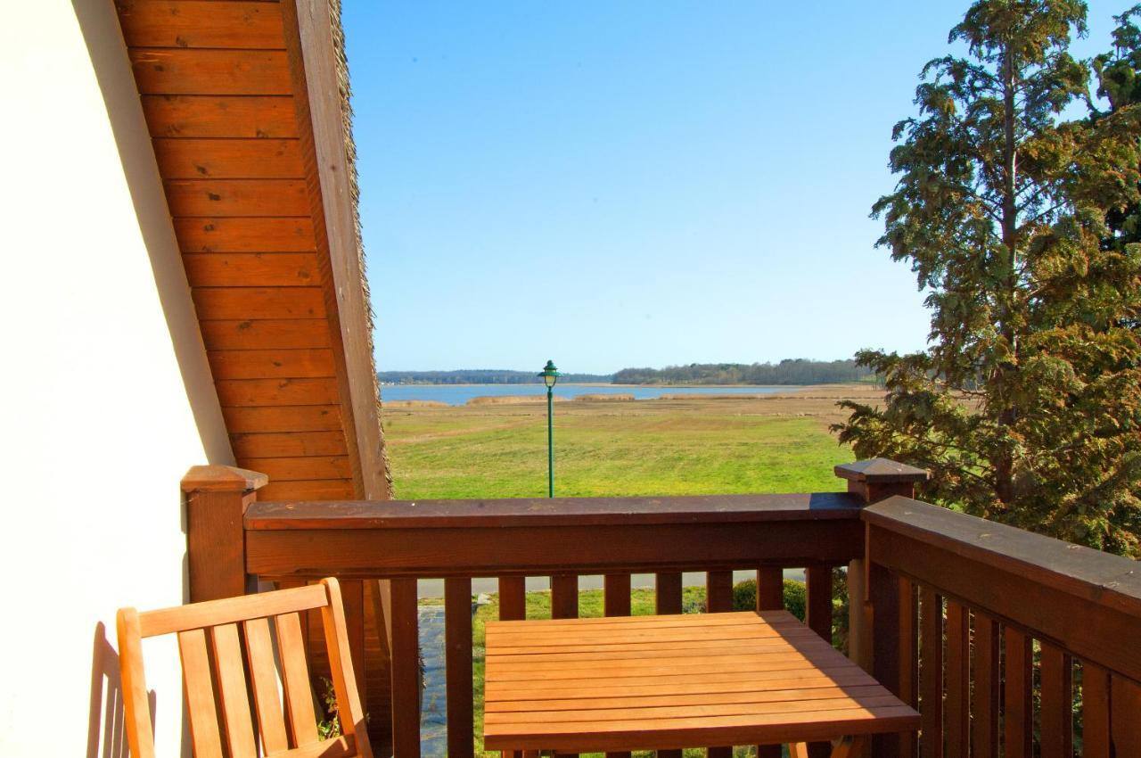 Wg Bernstein - Reetdachhaus - Ruhe Und Seeblick Sellin  Exterior photo